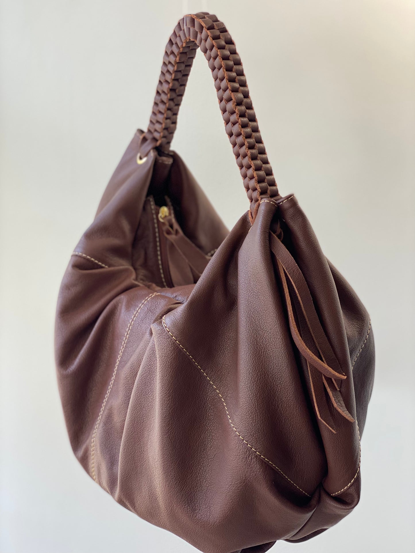 Bolsa Vanessa | Em couro legítimo premium
