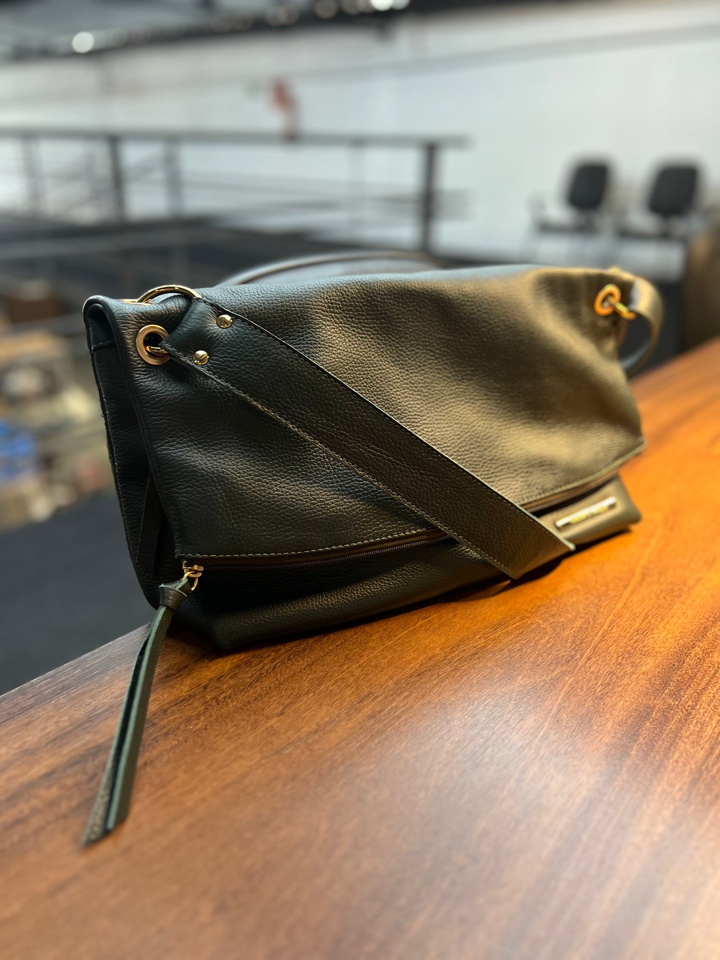 Bolsa Simone | Em couro legítimo premium