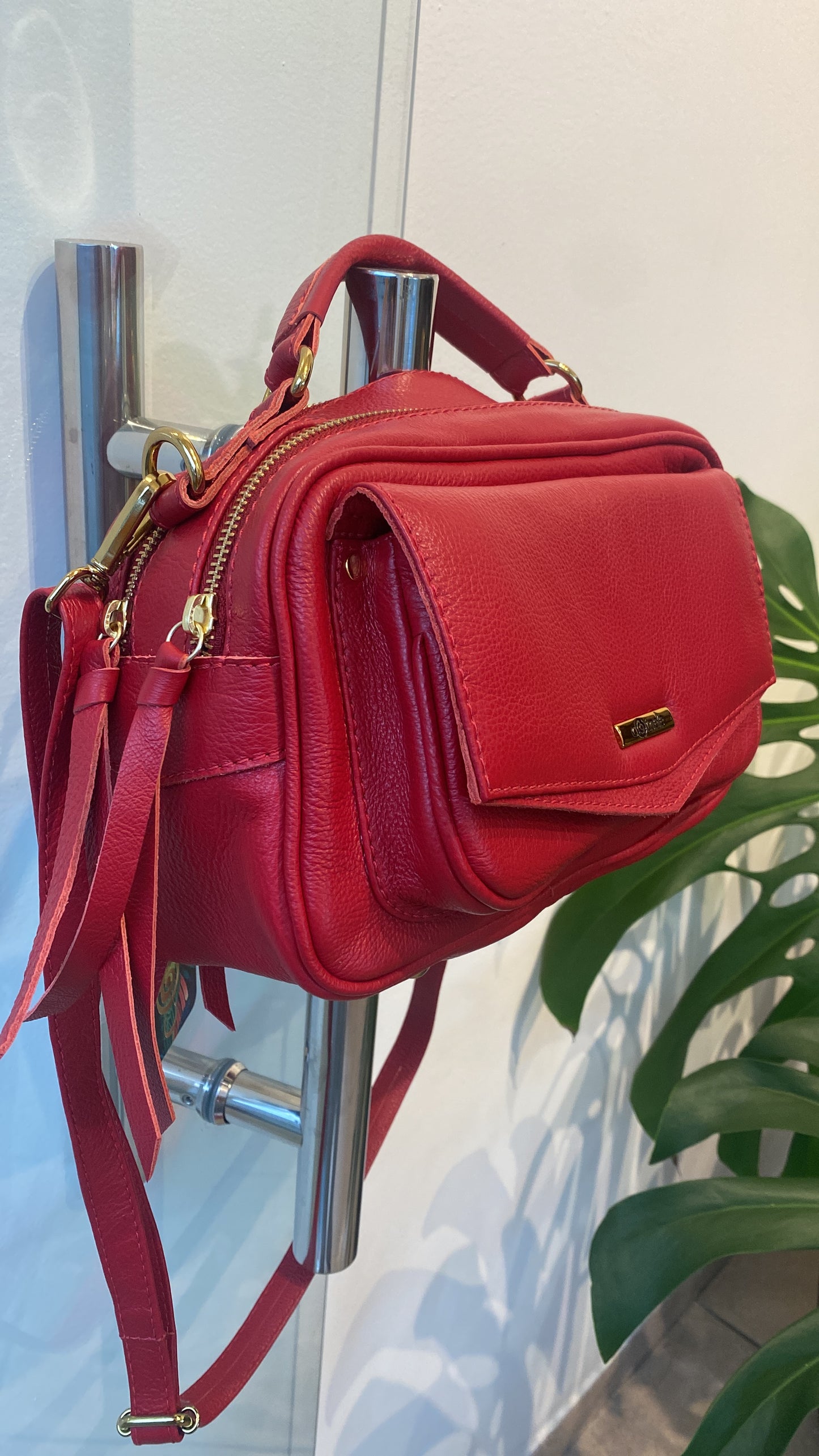 Bolsa Helena | Em couro legítimo premium