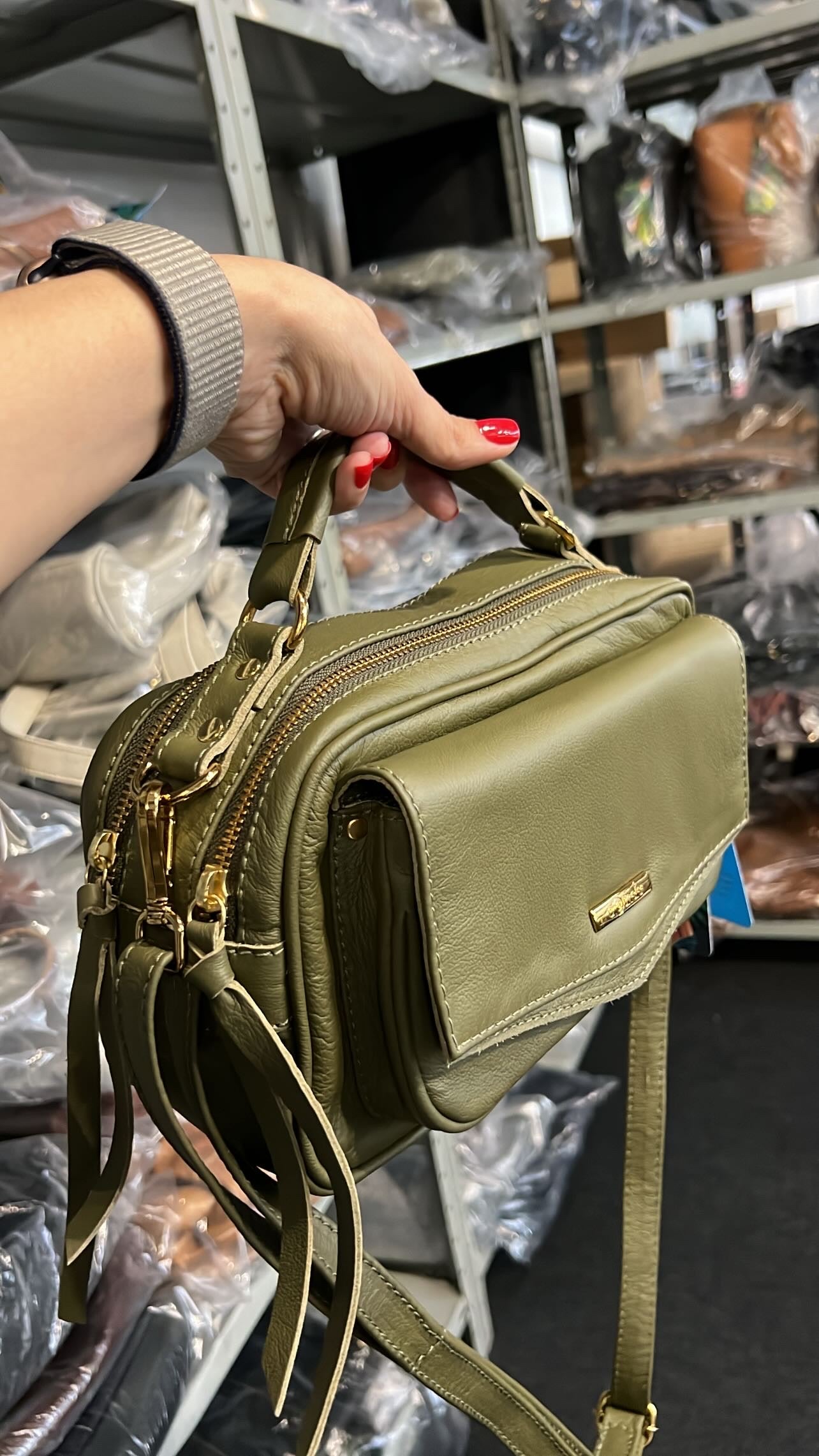 Bolsa Helena | Em couro legítimo premium
