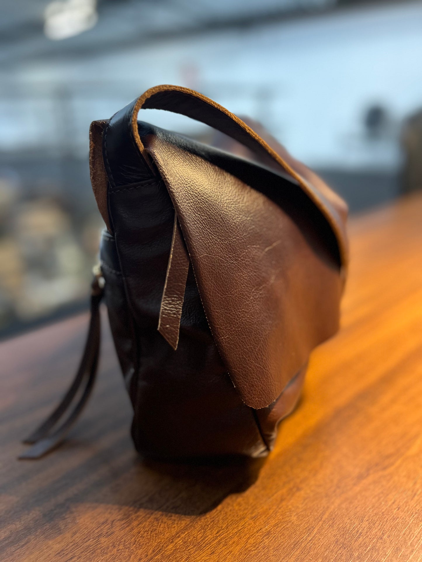 Bolsa Zaya | Em couro legítimo premium