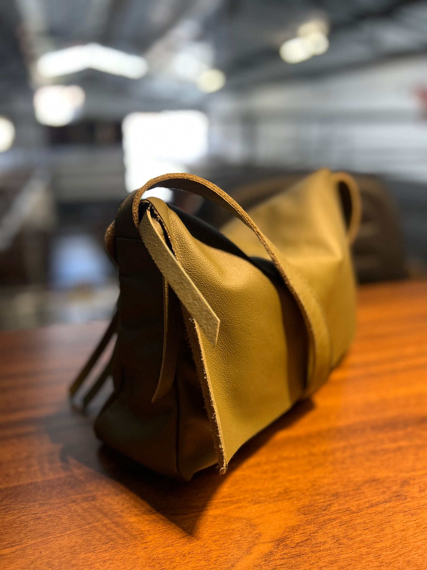 Bolsa Zaya | Em couro legítimo premium