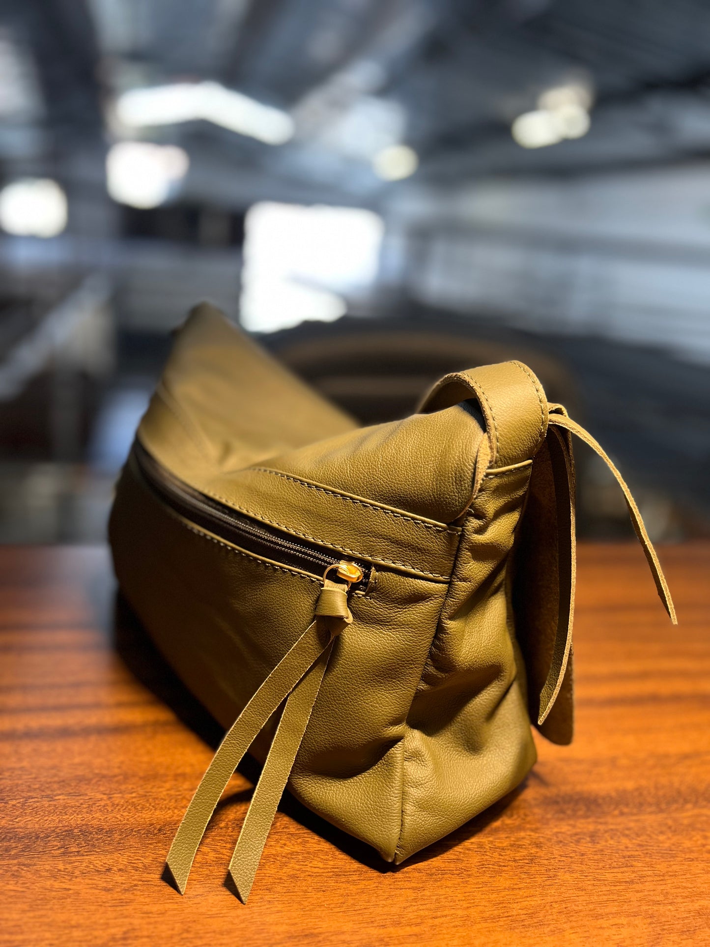Bolsa Zaya | Em couro legítimo premium