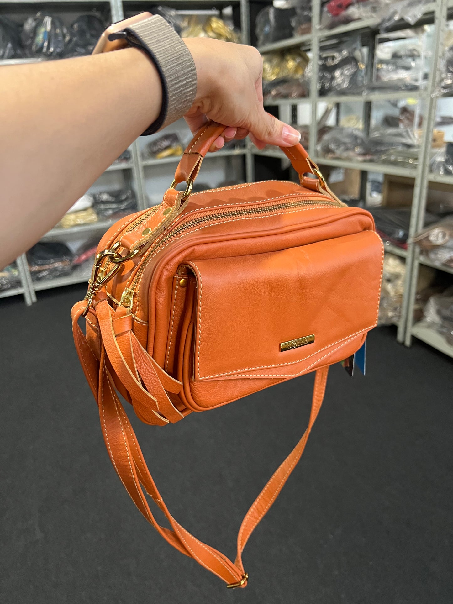 Bolsa Helena | Em couro legítimo premium