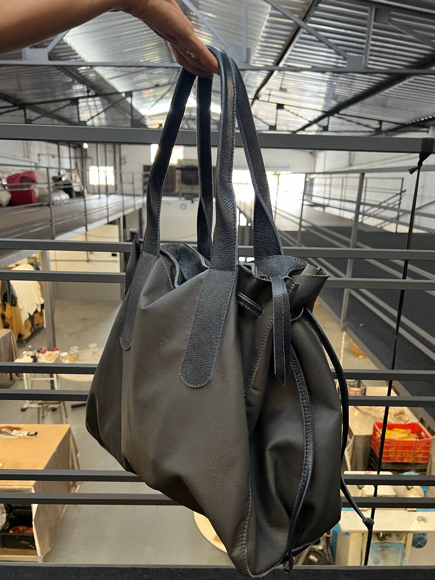 Sacola Scarletti | Em couro legítimo premium