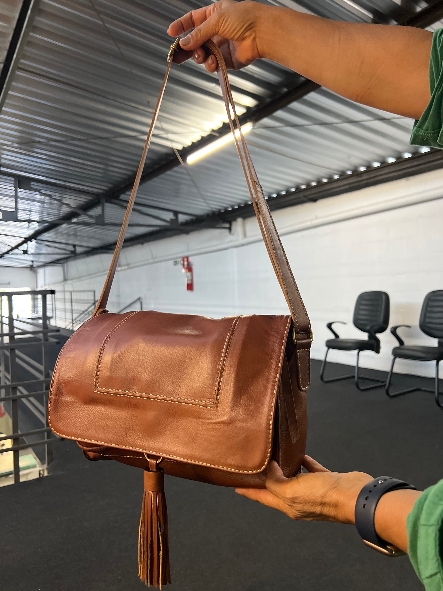 Bolsa Bárbara | Em couro legítimo premium