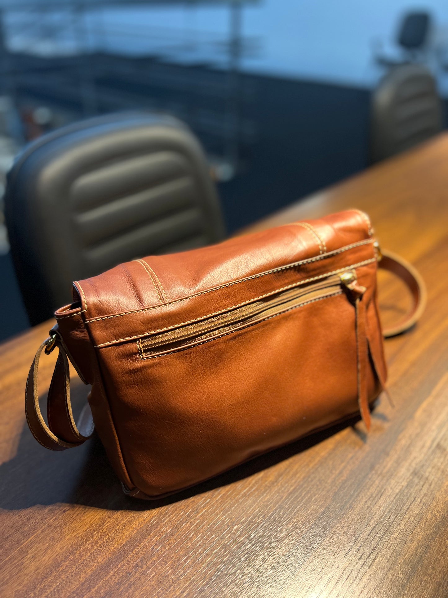 Bolsa Bárbara | Em couro legítimo premium