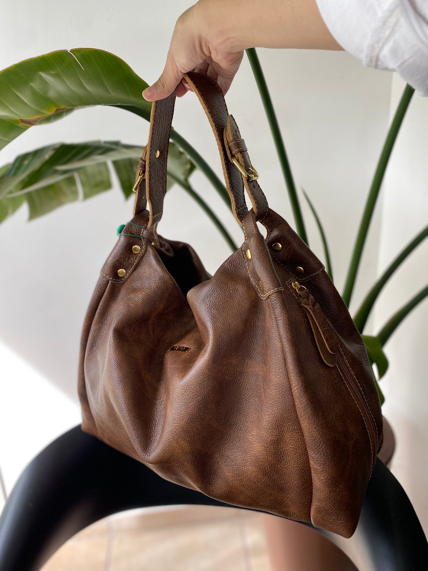 Bolsa Liliam | Em couro legítimo premium