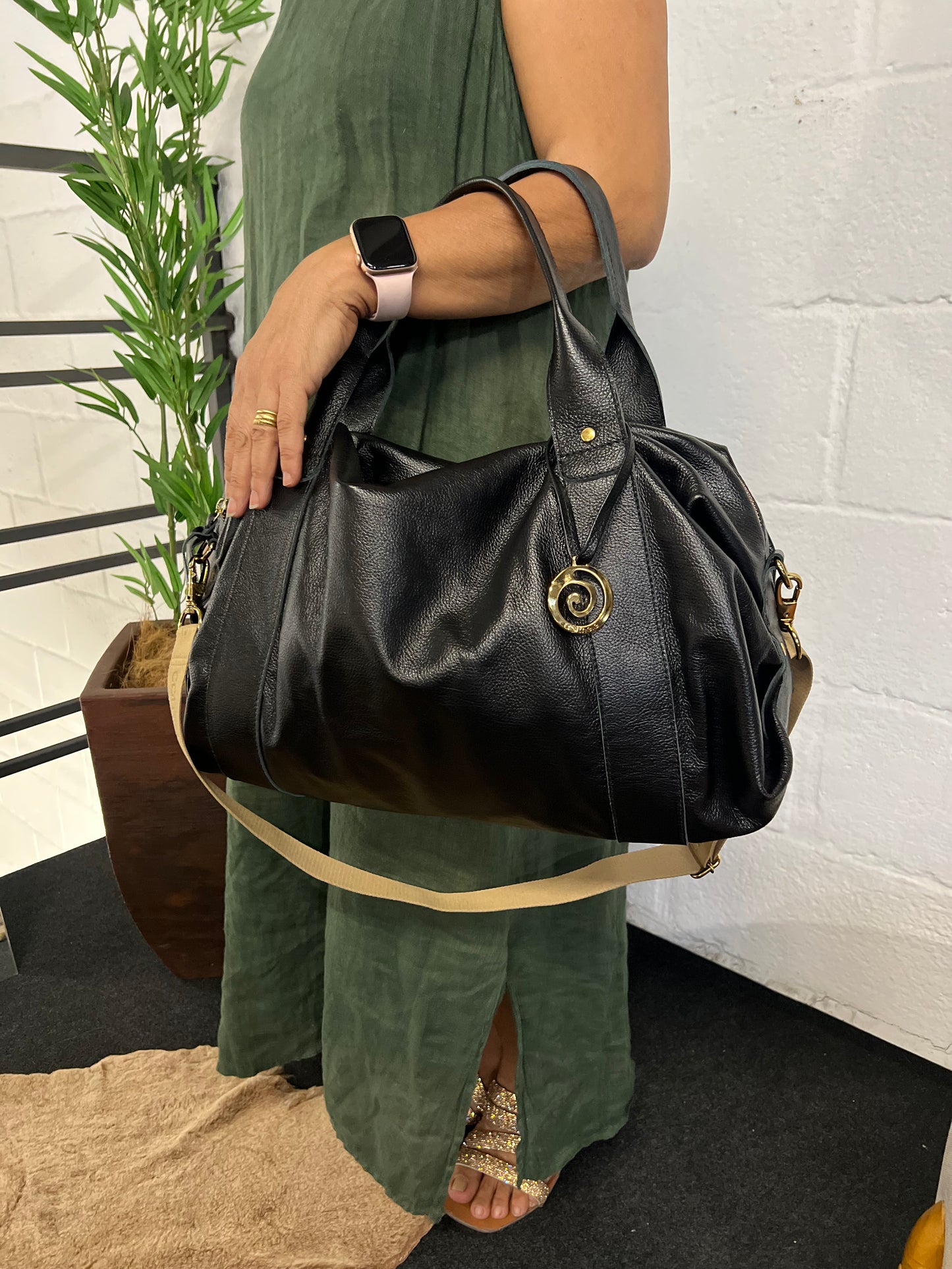 Bolsa / Mala Ayla | Em couro legítimo premium