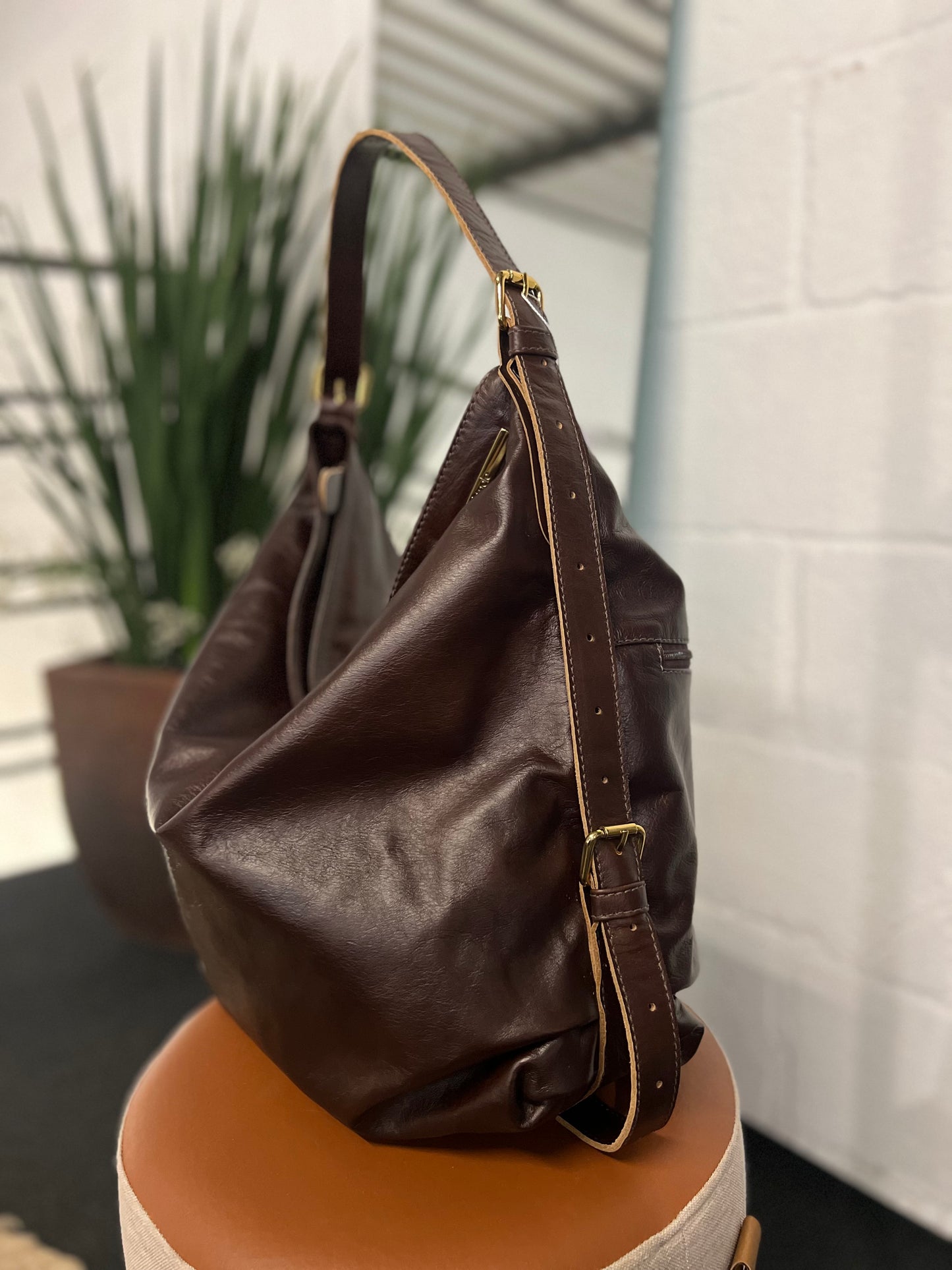 Bolsa Ágda | Em couro legítimo premium
