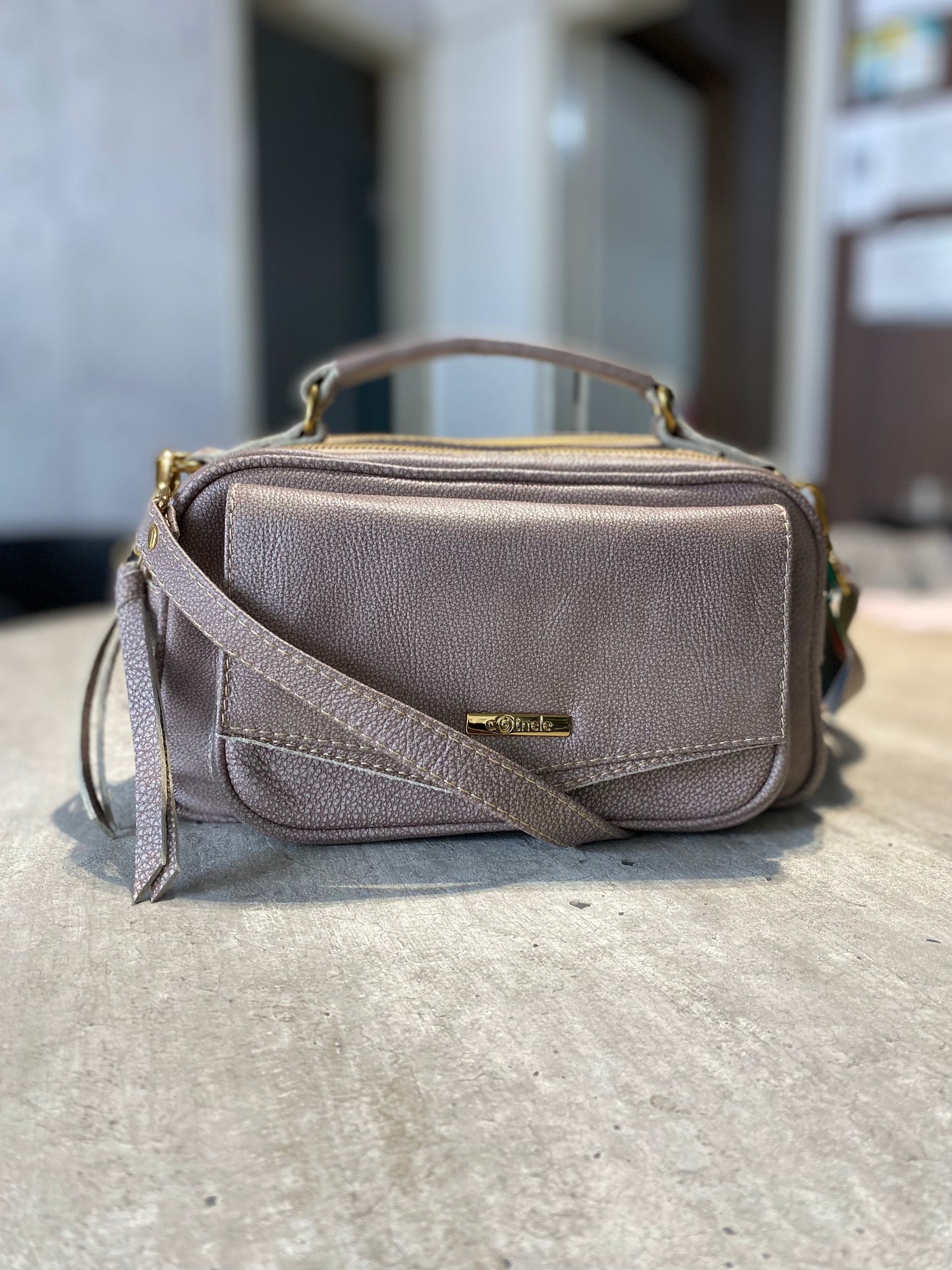 Bolsa Helena | Em couro legítimo premium