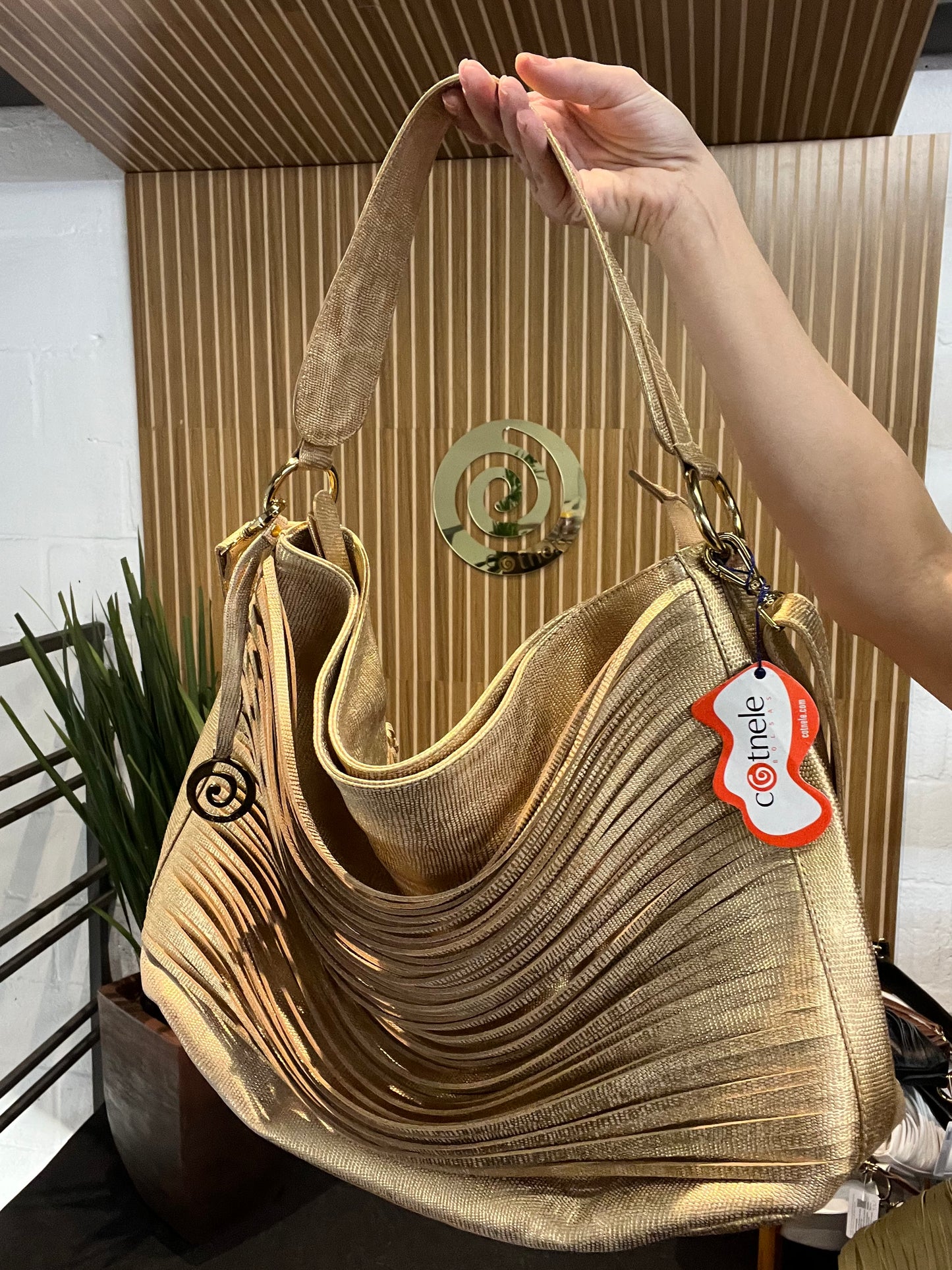 Bolsa Iolanda | Em couro legítimo premium