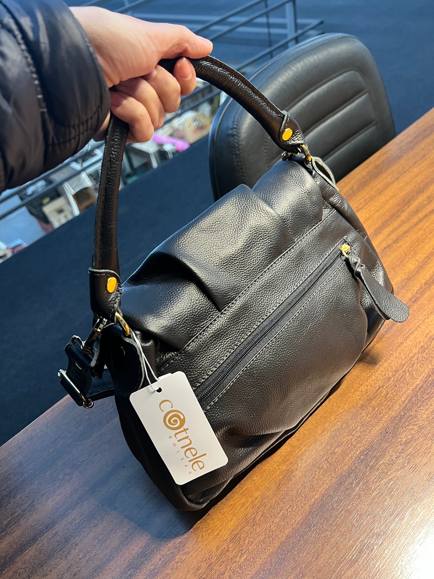 Bolsa Claudia | Em couro legítimo premium