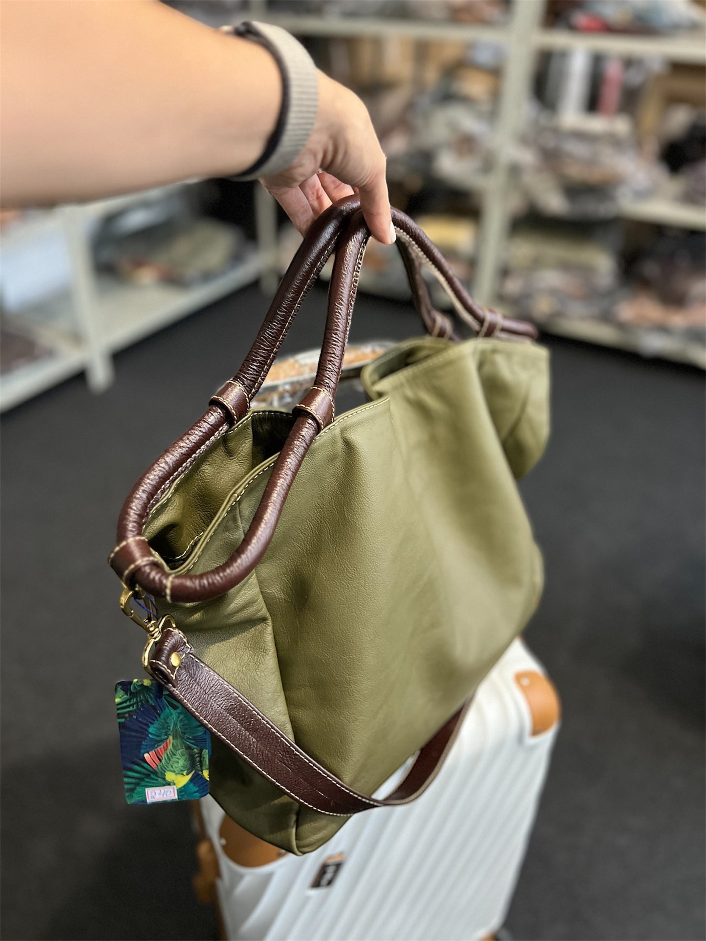 Bolsa Elza | Em couro legítimo premium