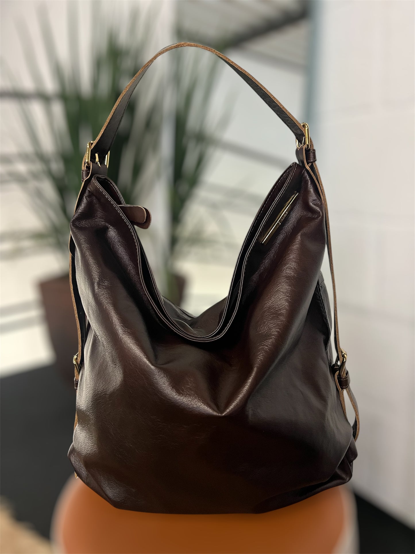 Bolsa Ágda | Em couro legítimo premium