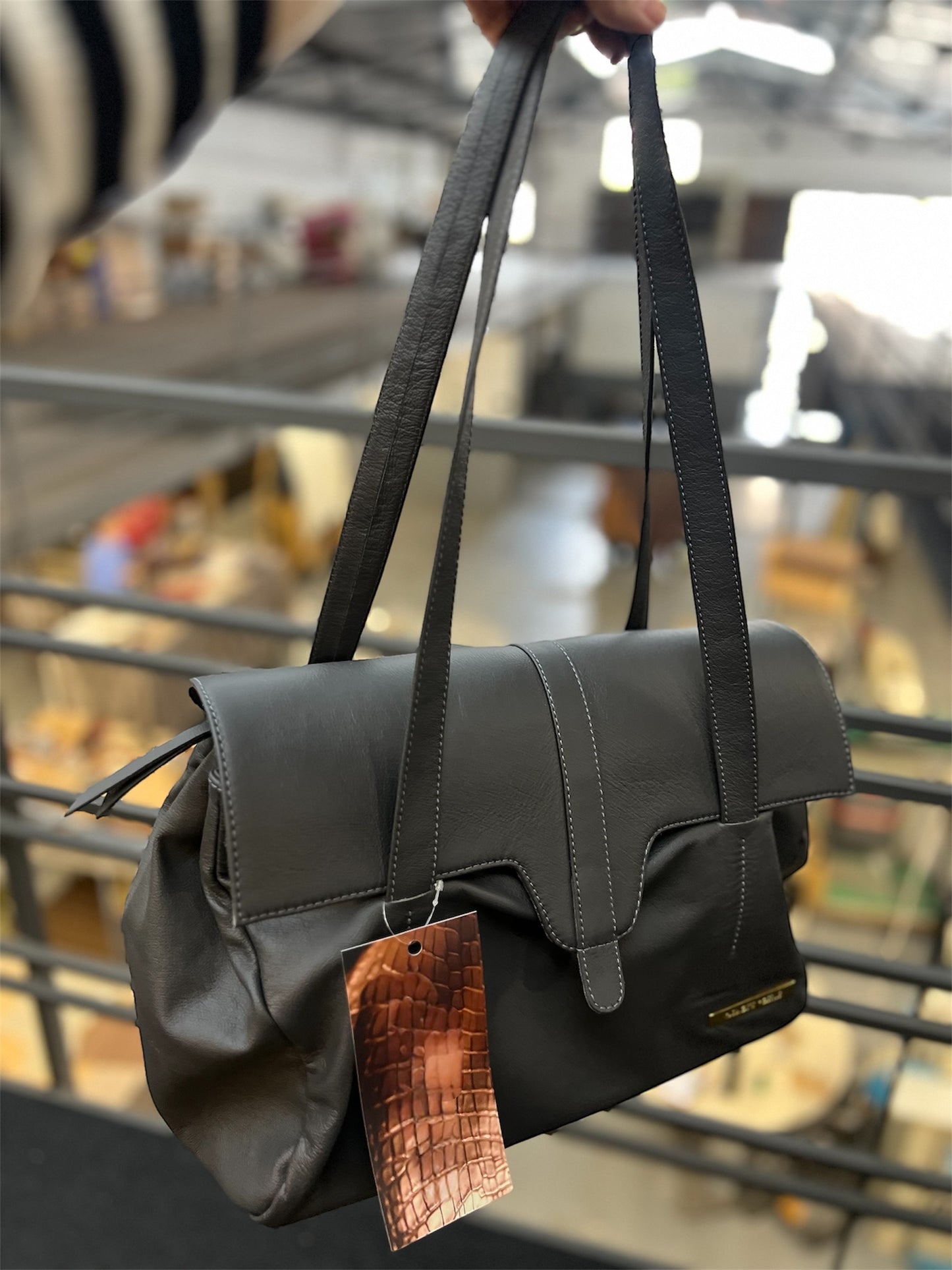 Bolsa Irina | Em couro legítimo premium