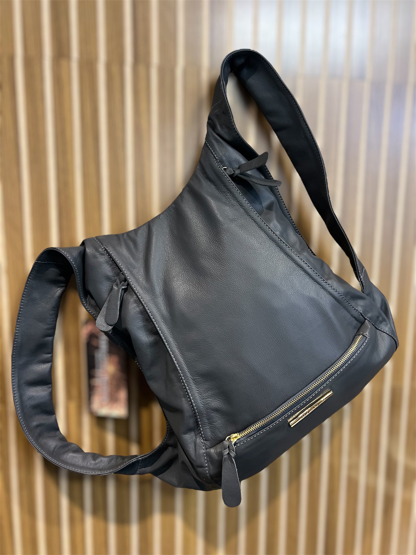 Mochila Lola | Em couro legítimo premium