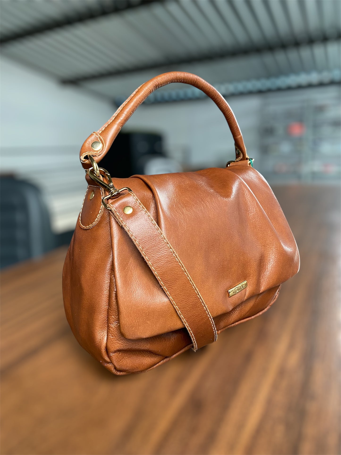 Bolsa Claudia | Em couro legítimo premium