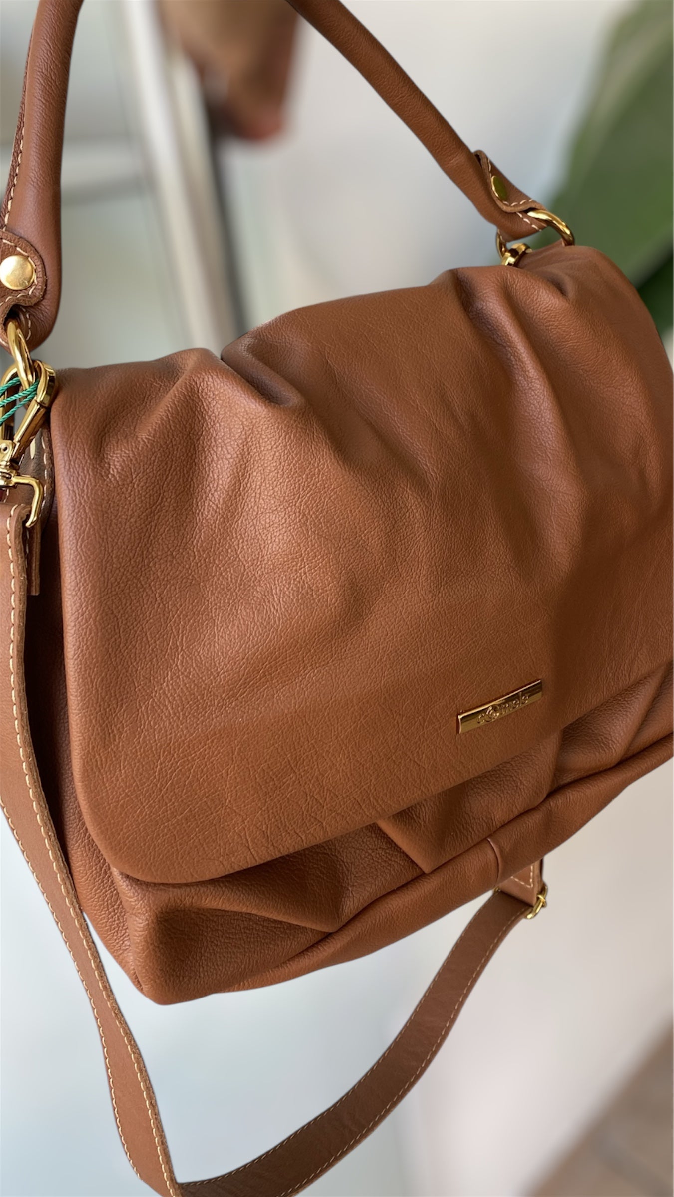 Bolsa Claudia | Em couro legítimo premium