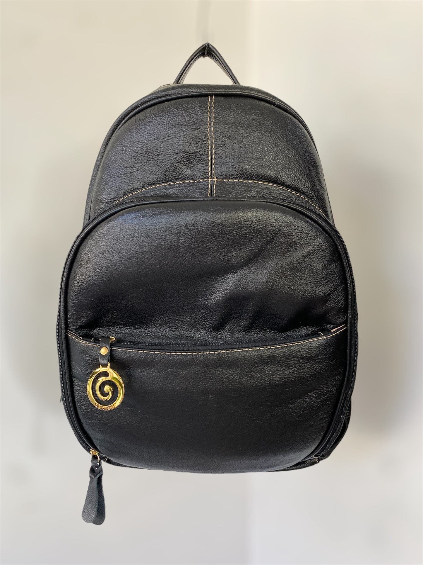 Mochila Leila | Em couro legítimo premium