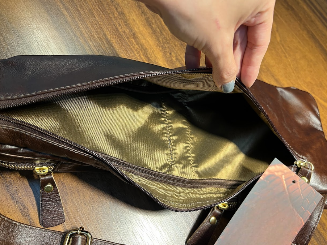 Pochete Janaína | | Em couro legítimo premium