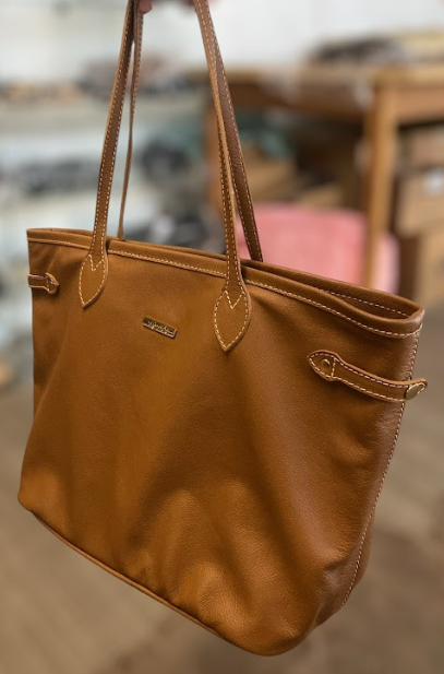 Bolsa Marcela | Em couro legítimo premium