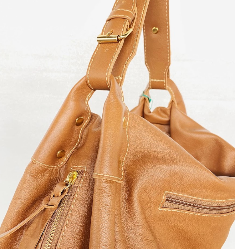 Bolsa Liliam | Em couro legítimo premium