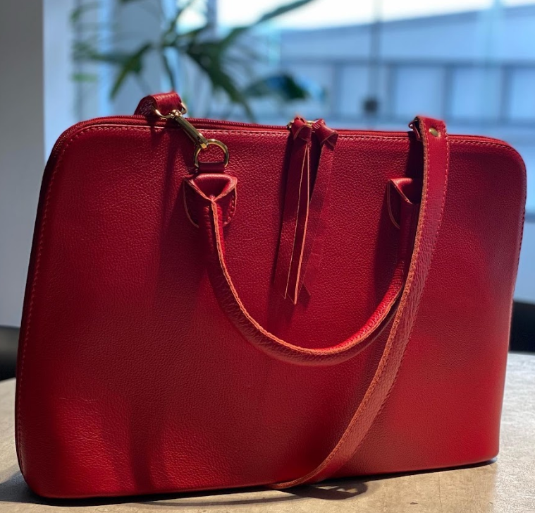 Pasta Zélia | Em couro legítimo premium