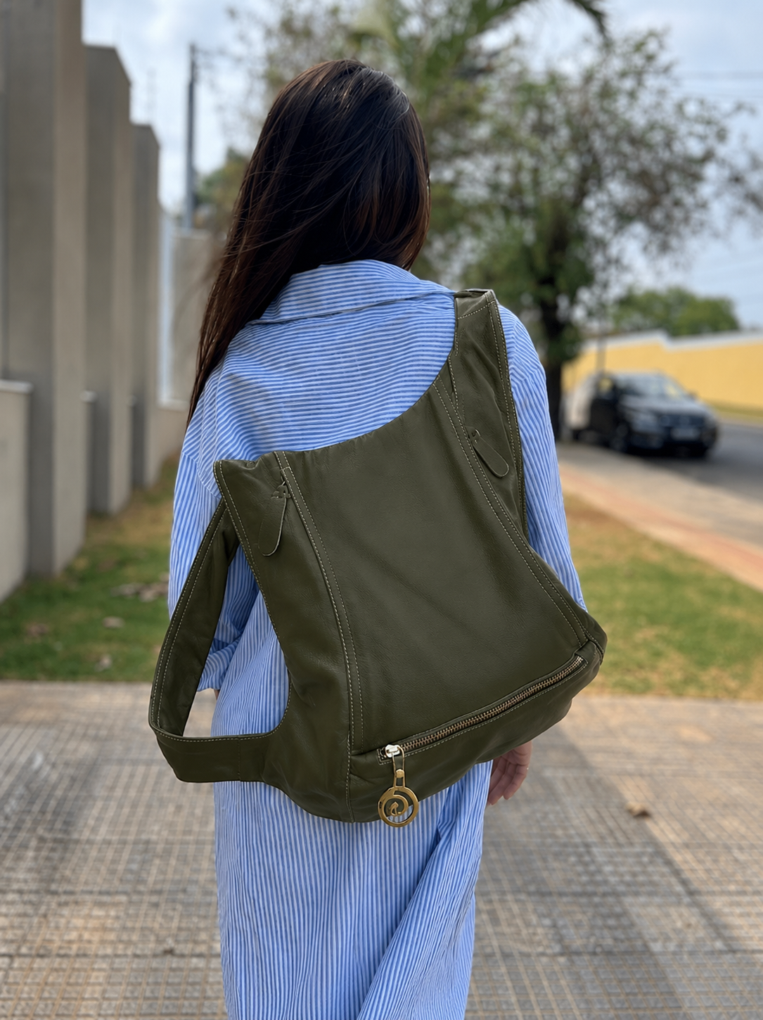 Mochila Lola | Em couro legítimo premium