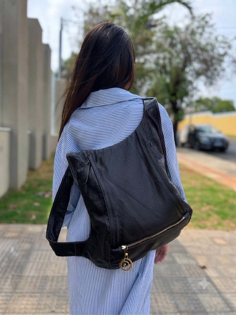 Mochila Lola | Em couro legítimo premium