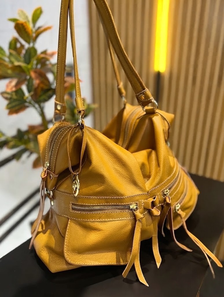 Bolsa Alessandra | Em couro legítimo premium