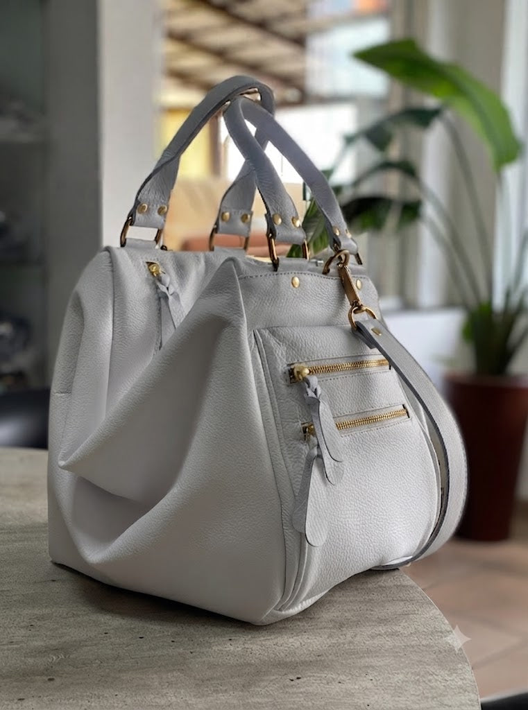 Bolsa Megan |  | Em couro legítimo premium