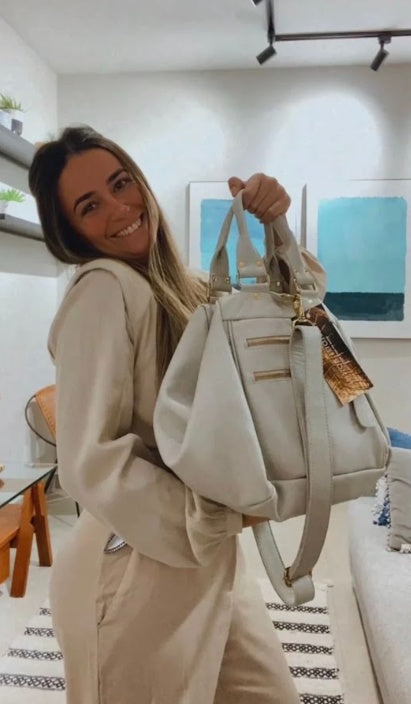 Bolsa Megan |  | Em couro legítimo premium