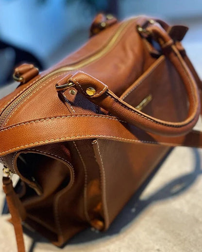 Bolsa Graça | Em couro legítimo premium