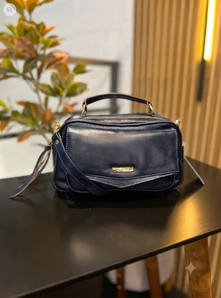 Bolsa Helena | Em couro legítimo premium