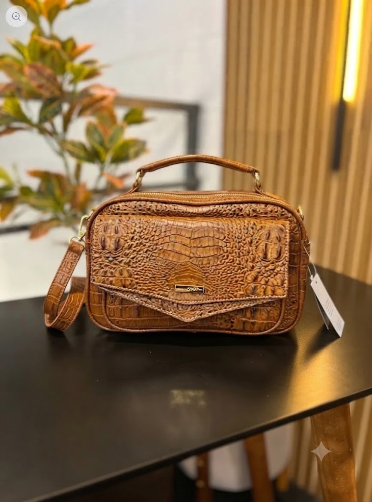Bolsa Helena | Em couro legítimo premium