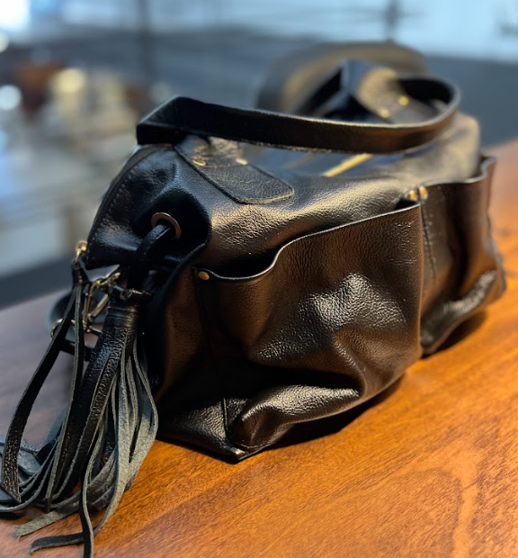 Bolsa Lavínia | Em couro legítimo premium