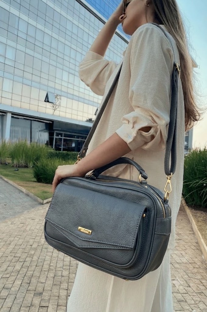 Bolsa Helena | Em couro legítimo premium