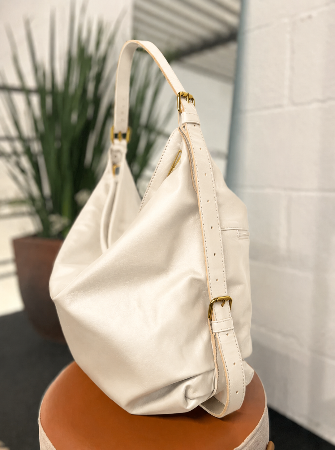 Bolsa Ágda | Em couro legítimo premium