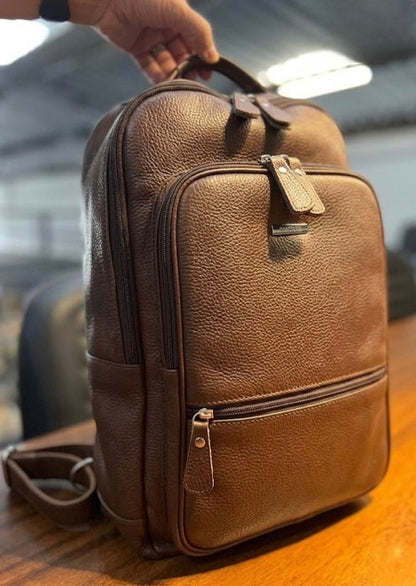 Mochila Felipe | Em couro legítimo premium