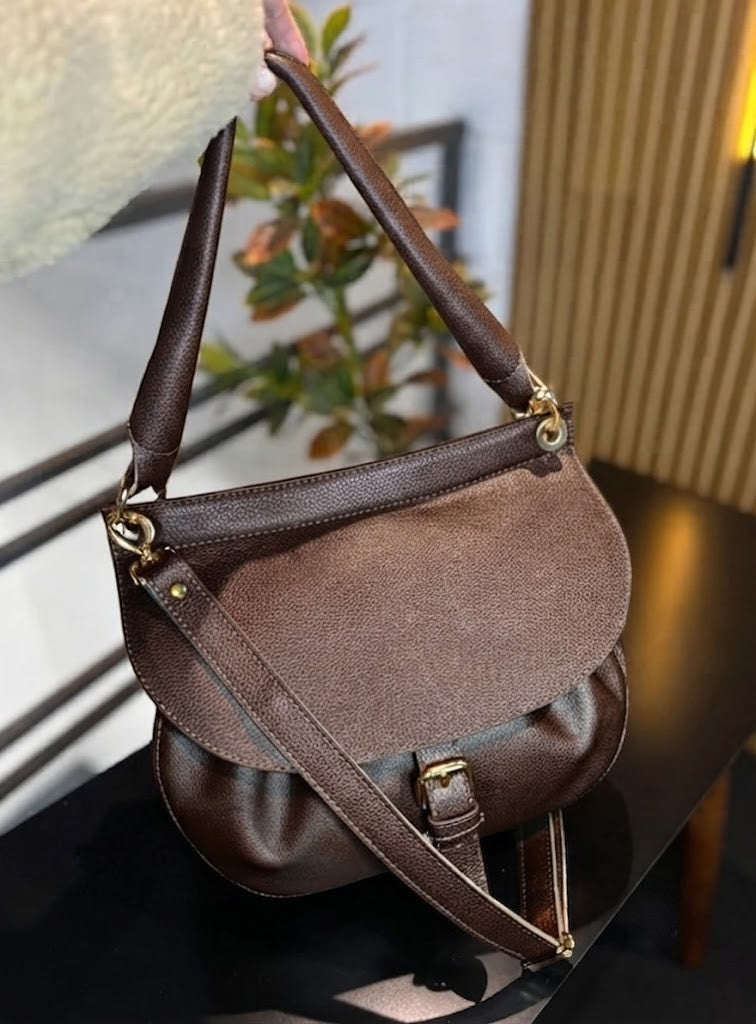 Bolsa Betina | Em couro legítimo premium