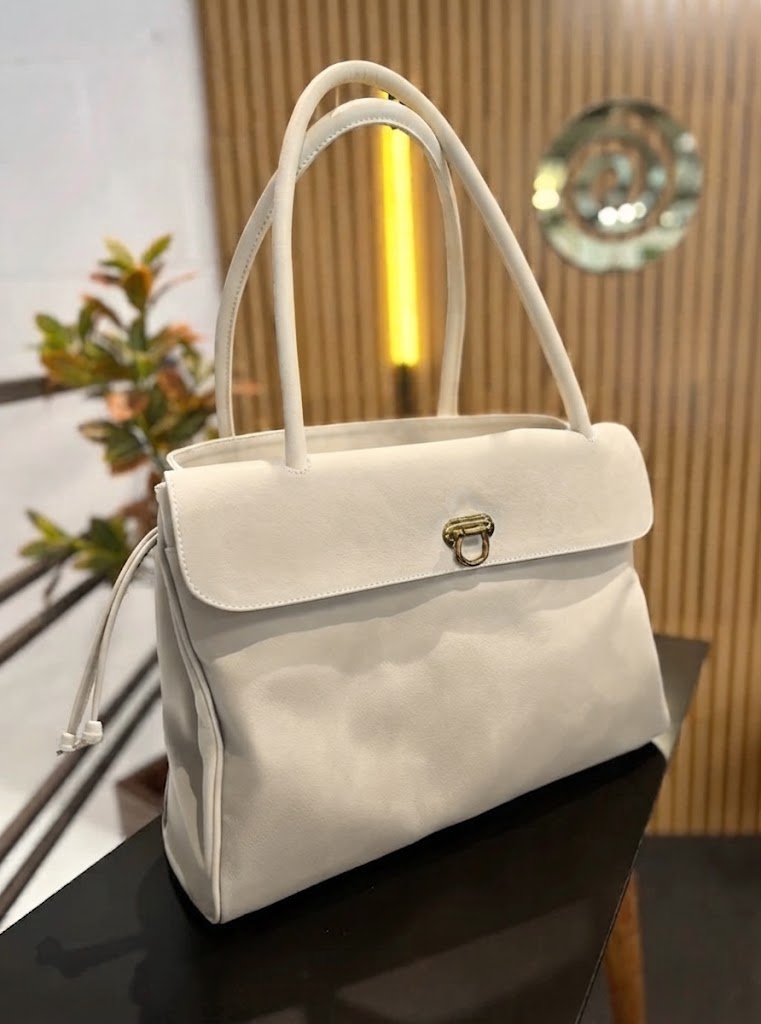 Bolsa Olga | Em couro legítimo premium