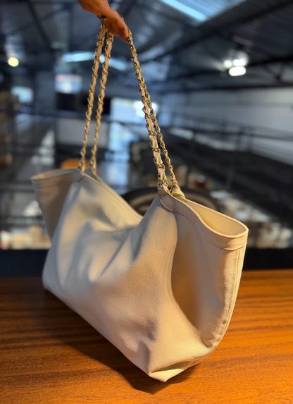 Bolsa Lívia | Em couro legítimo premium