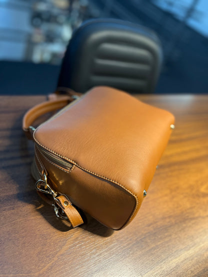 Bolsa Vilma | Em couro legítimo premium