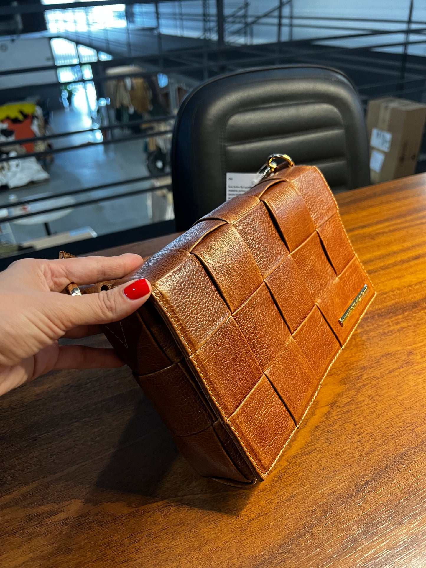 Bolsa Nayara | Em couro legítimo premium