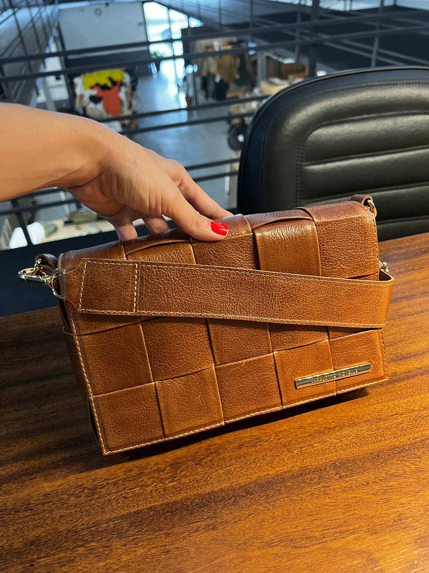 Bolsa Nayara | Em couro legítimo premium