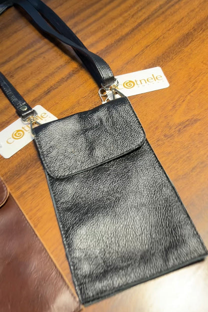Porta celular Mia | Em couro legítimo premium