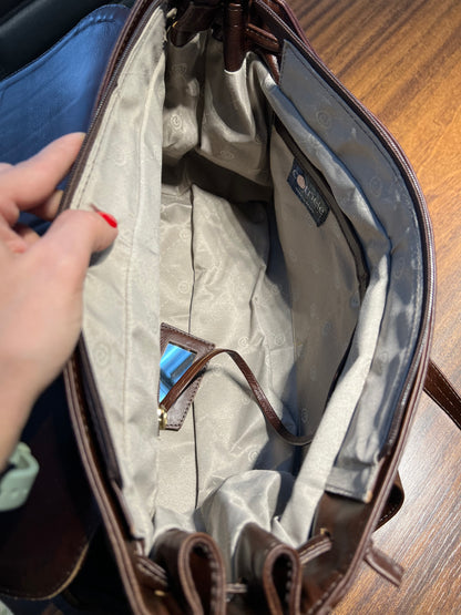 Bolsa Irina | Em couro legítimo premium