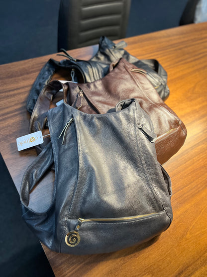 Mochila Lola | Em couro legítimo premium