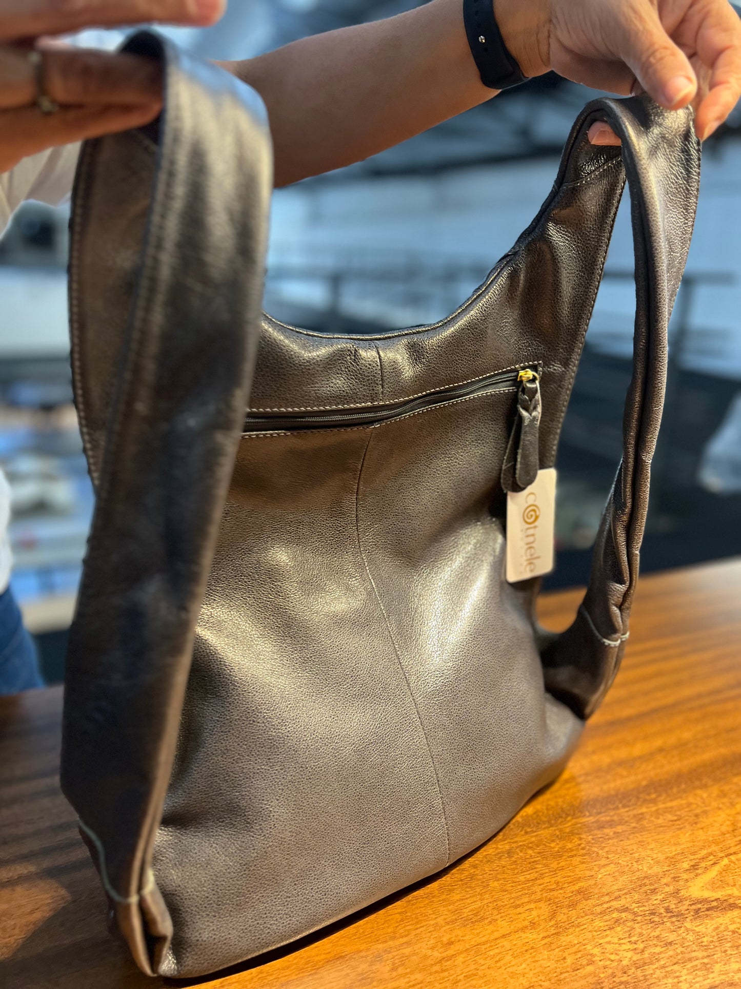 Mochila Lola | Em couro legítimo premium